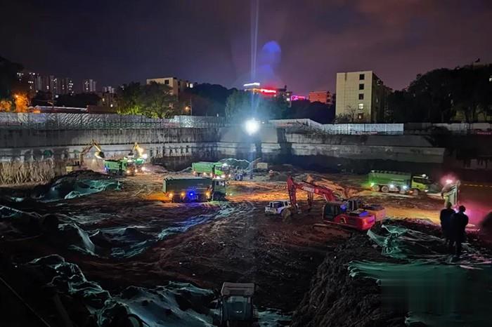 東風(fēng)商用車(chē),牽引車(chē)