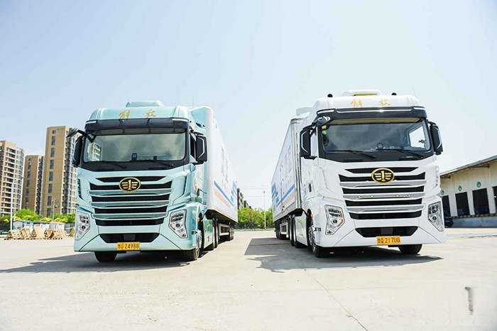 中國公路主干線物流運營實測項目啟動  解放鷹途發(fā)車！