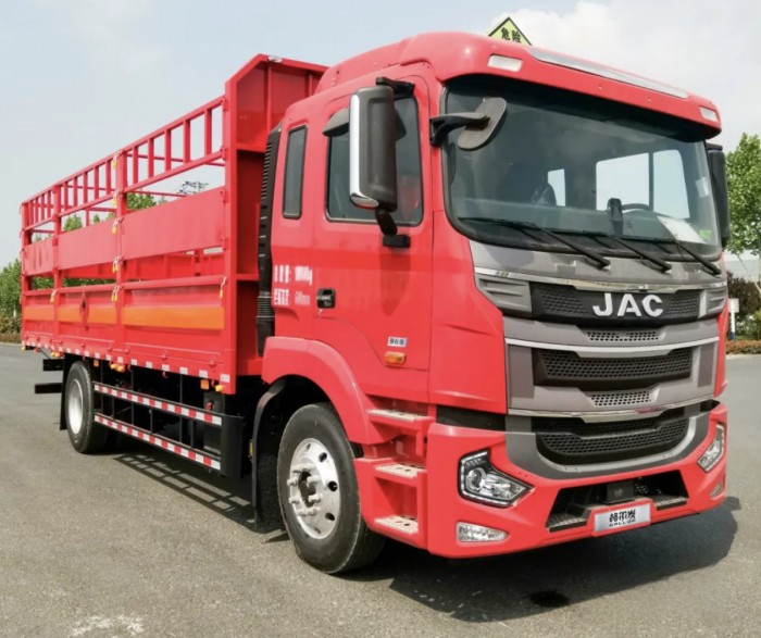 臨“危”不懼，格爾發危險品運輸車助你化“險”為夷！