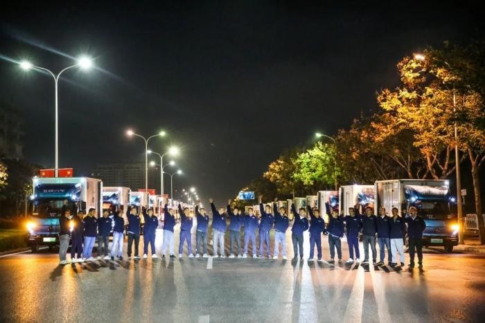 賽事官方唯一指定用車 飛碟汽車與跑友們共赴“日馬”之約！